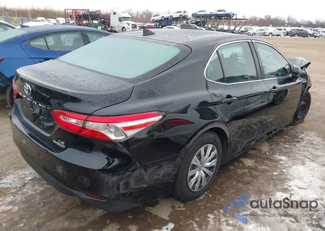 2019 Toyota Camry Hybrid Le z USA, uszkodzony, nr VIN 4T1B31HK8KU006177